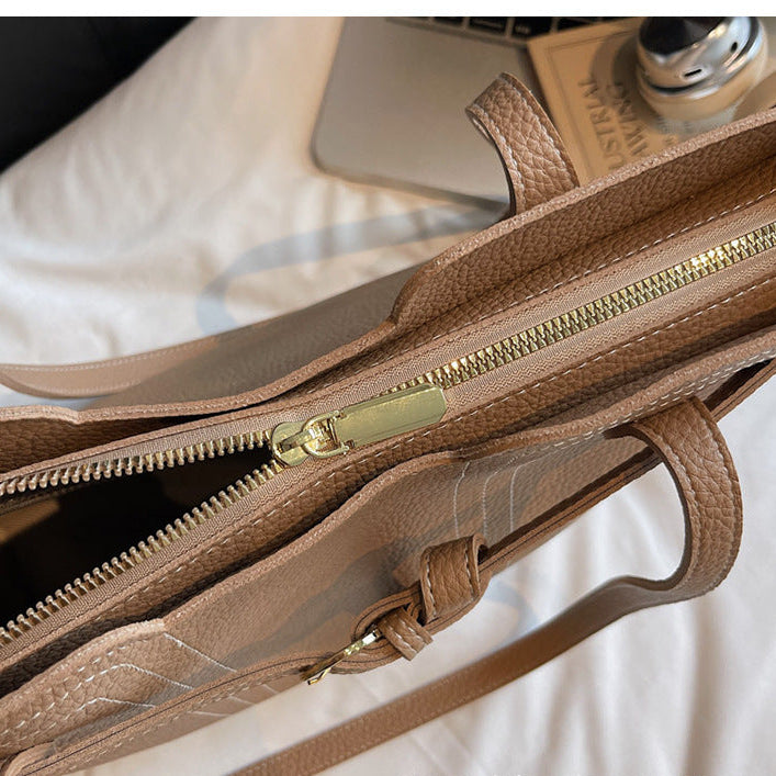 The Belted Urban Tote