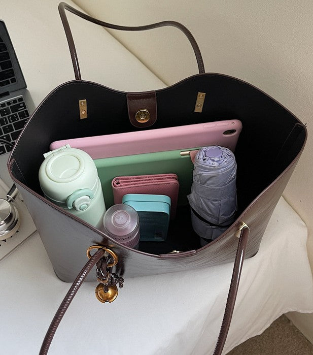 The Verra City Tote