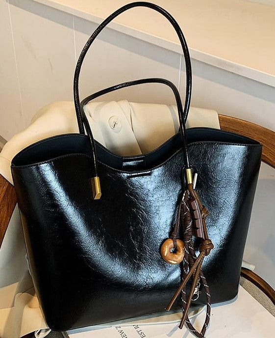 The Verra City Tote