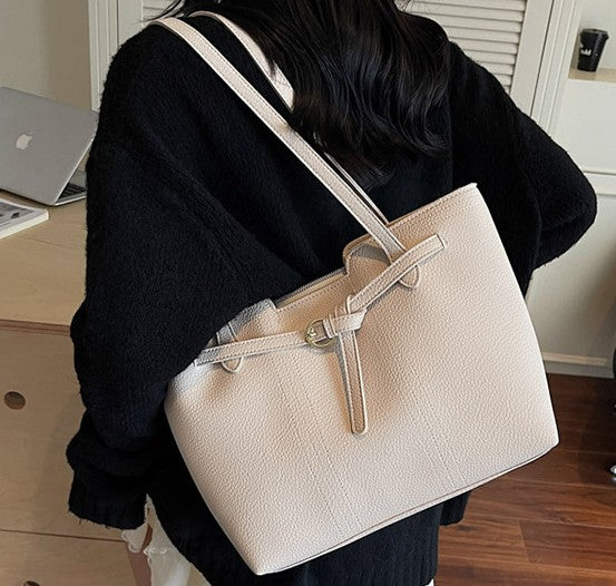The Belted Urban Tote